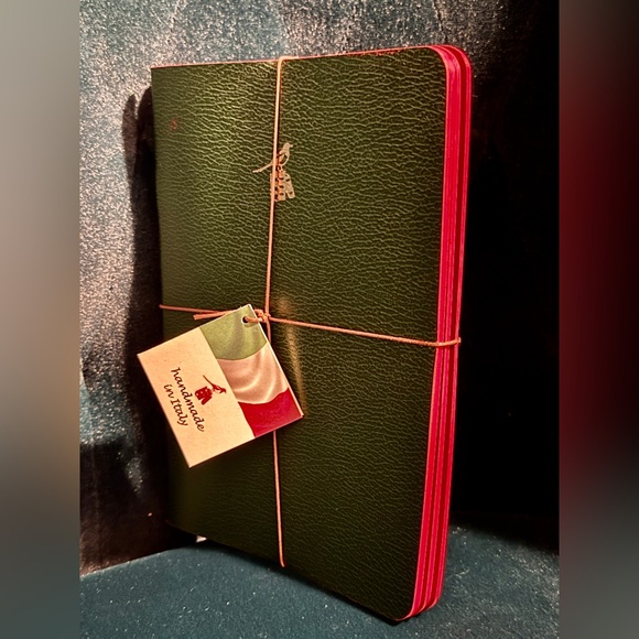 Italian Leather Bieffe Set of Three Journals Green with Red leafing Notebooks - Picture 9 of 9